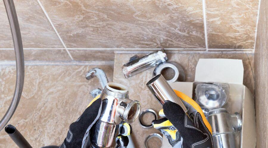 Professional gutter cleaning in Kings Park, NY